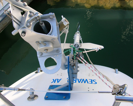 Top view of SAILOMAT 700, mounted on center.